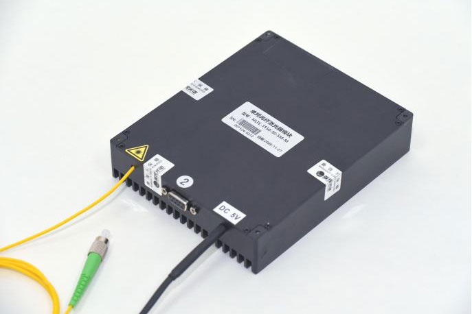 1570nm 1000mW 30dBm 섬유 결합 레이저 PM Fiber Output FLH-1570-30-PM 모듈 유형